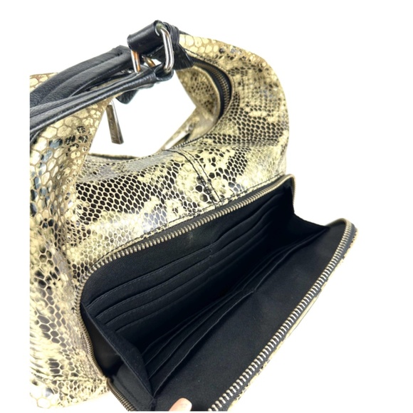 Vintage ‘Danier Leather’ Beige & Black Leather Snake Print Hobo Shoulder Handbag - Picture 9 of 10